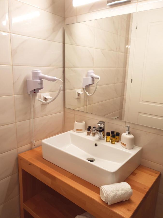 Reiki Apartments Ereikoussa Dış mekan fotoğraf