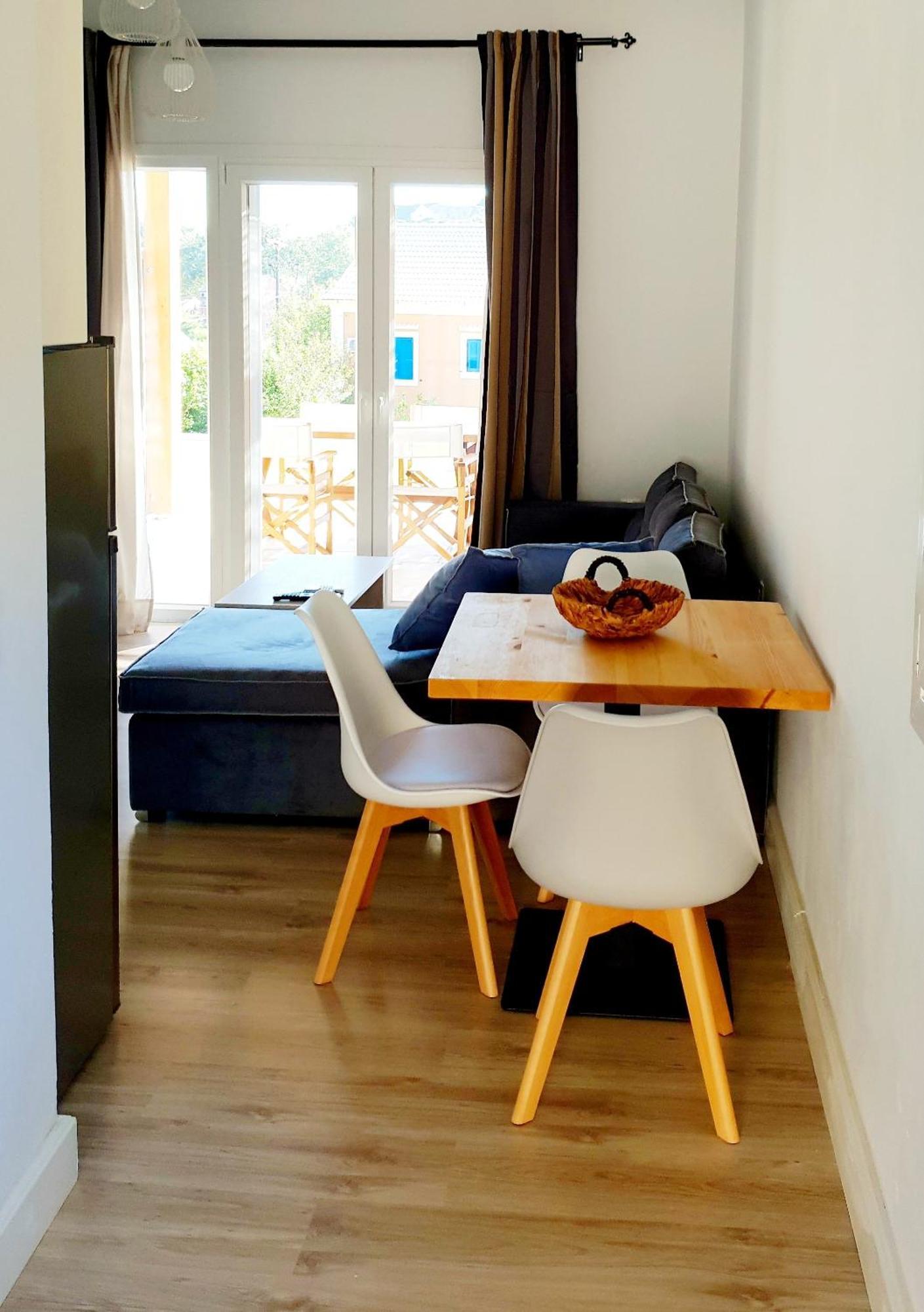 Reiki Apartments Ereikoussa Dış mekan fotoğraf